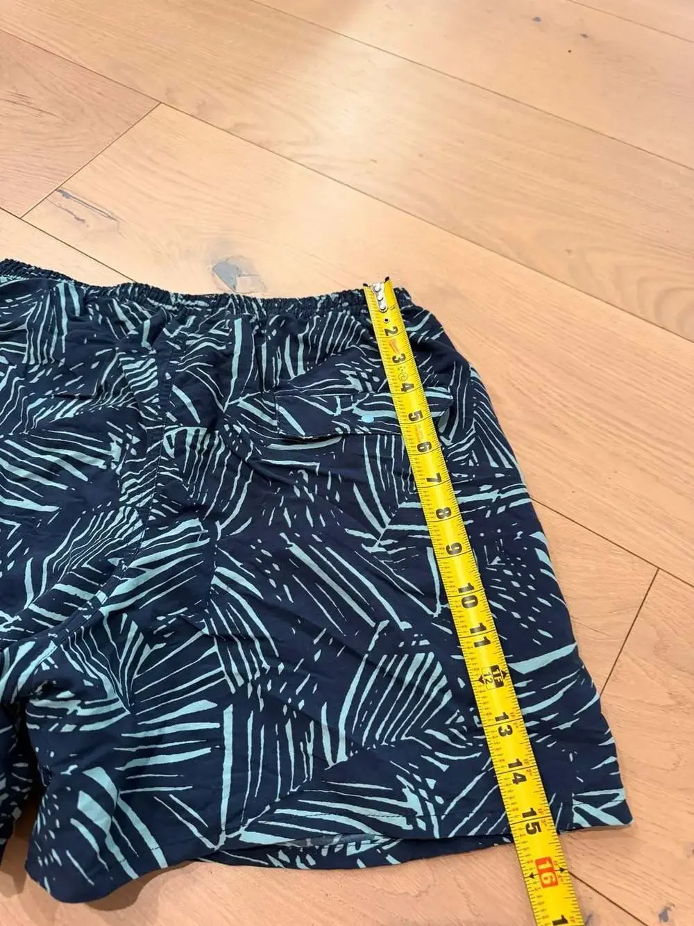 Patagonia Men's Baggies Swim Shorts in Rain Fern Print, Size Medium